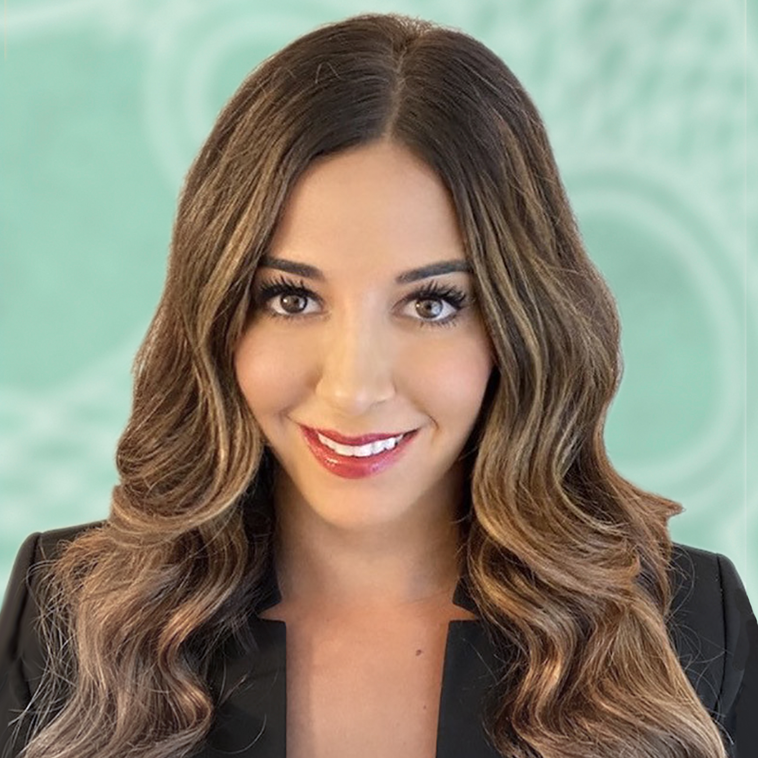 Julie Fargnoli Headshot Image