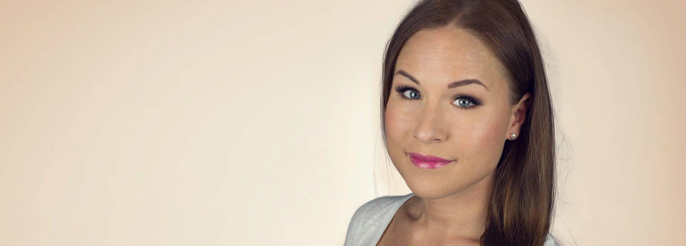 Psoriatikerin und Haar & Make-up-Artistin Julia