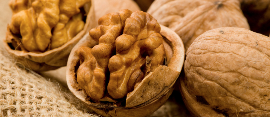 Κέικ με καρύδια